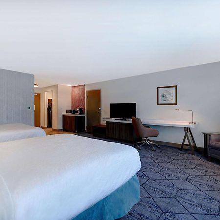 Hilton Garden Inn Cedar Rapids Exteriér fotografie