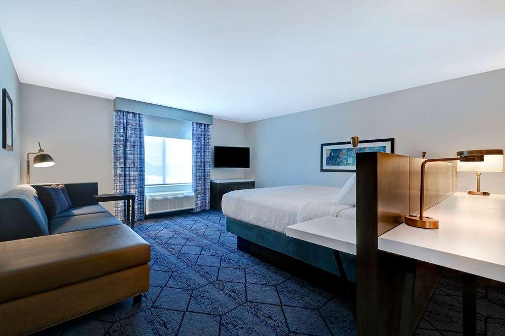 Hilton Garden Inn Cedar Rapids Pokoj fotografie