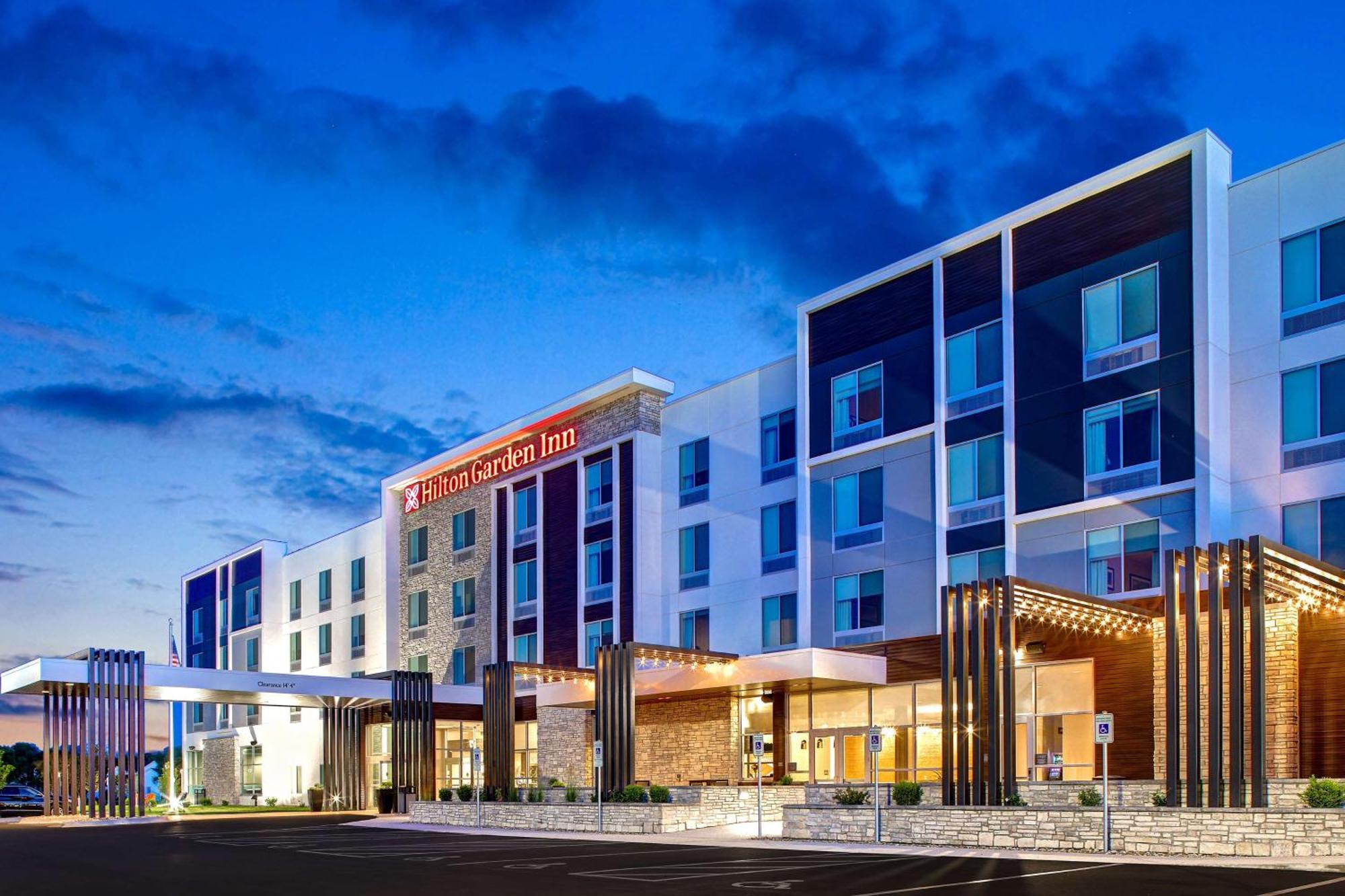 Hilton Garden Inn Cedar Rapids Exteriér fotografie