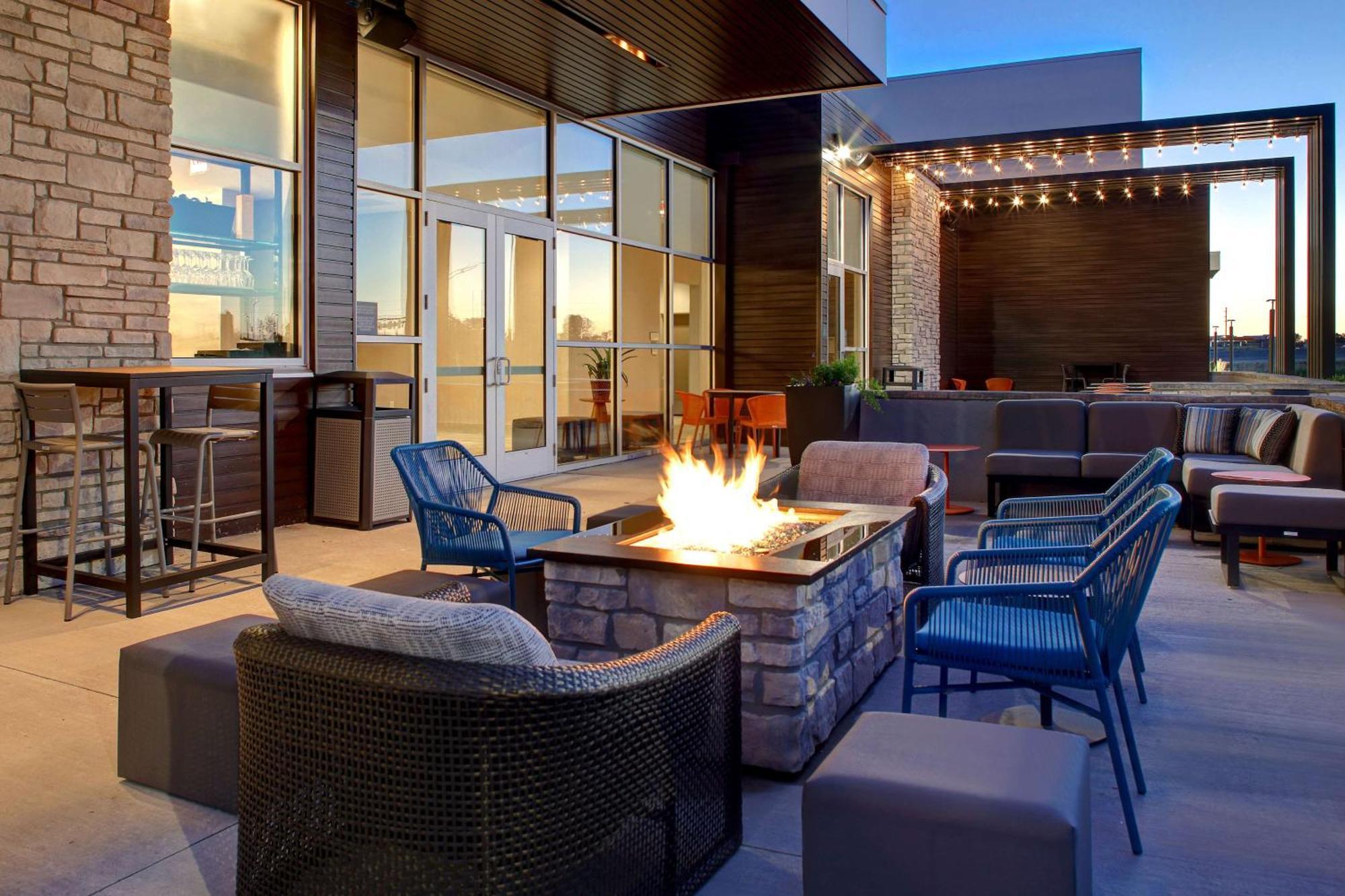 Hilton Garden Inn Cedar Rapids Exteriér fotografie
